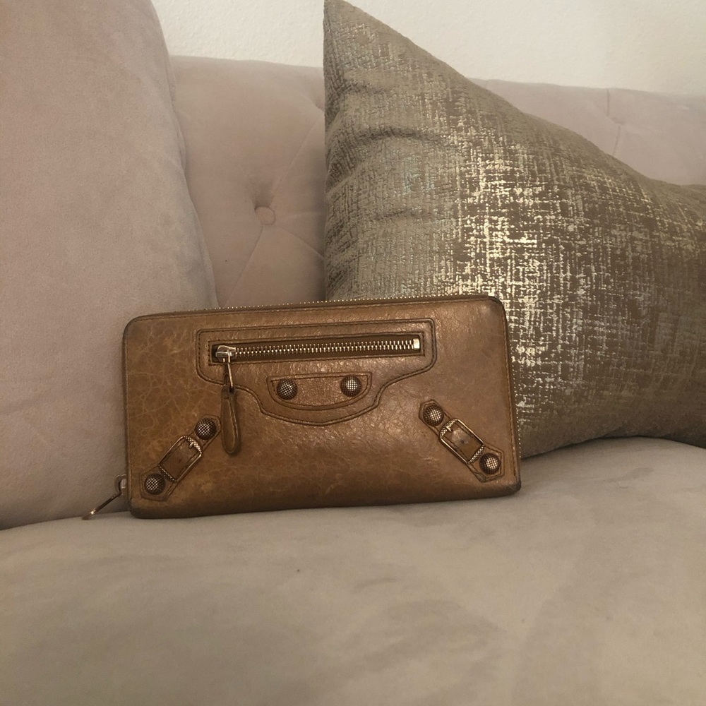 Balenciaga Agneau Continental ZIP Around Wallet